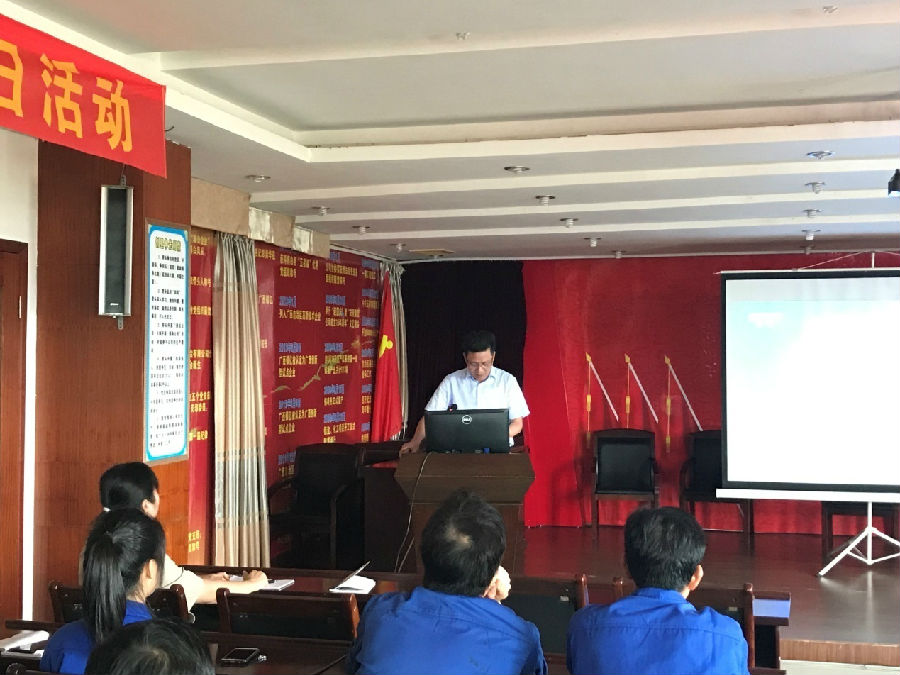 穿越世紀(jì)風(fēng)云，緬懷輝煌偉業(yè)